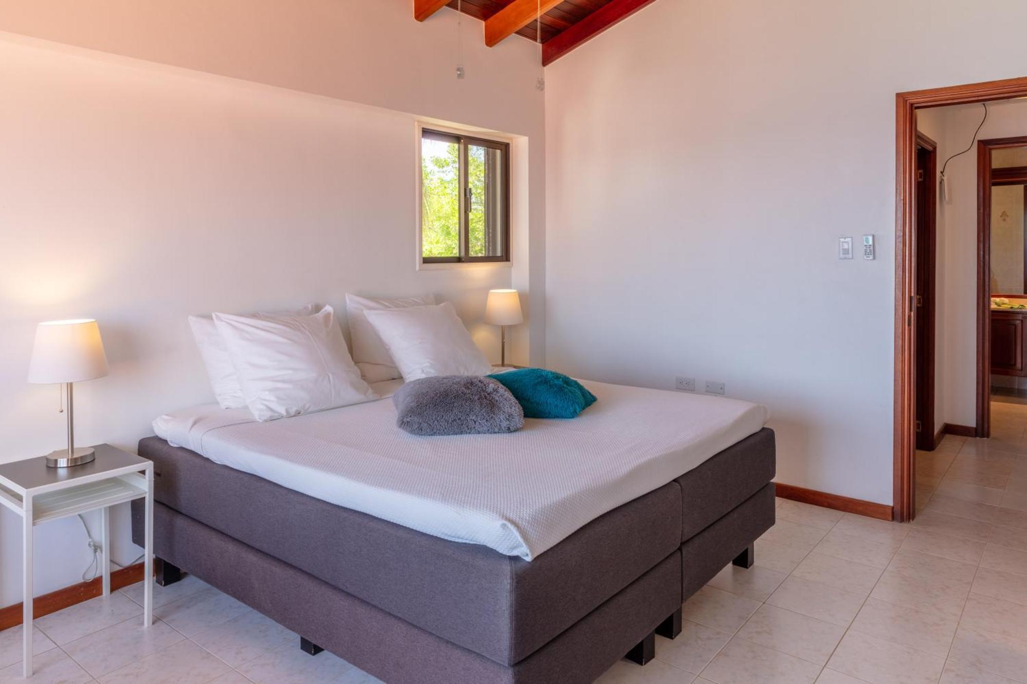 One Ocean Boutique Apartments & Suites Bonaire Kralendijk Pokoj fotografie